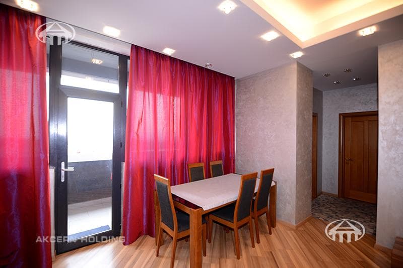 Квартира · 3 комн. · 100 м² · Арабкир