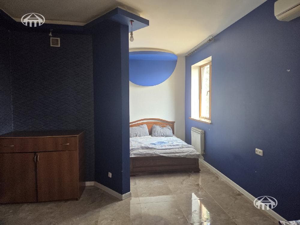 Hotel · 9 rooms · 390 m² · Ajapnyak