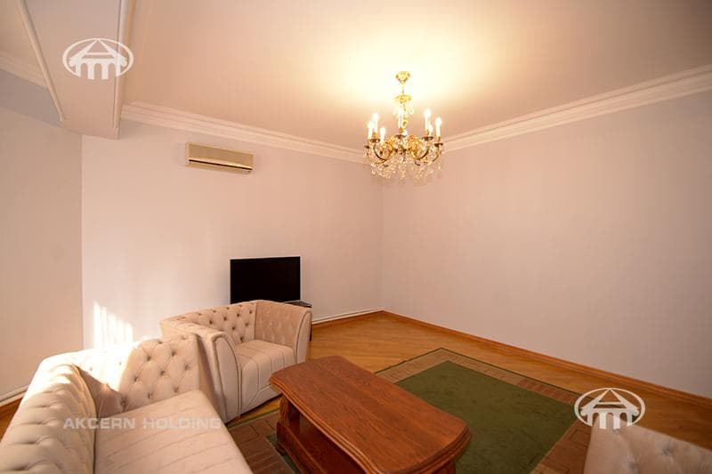 Квартира · 3 комн. · 142 м² · Кентрон