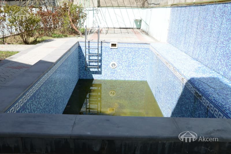 Особняк · 5 комн. · 300 м² · Арабкир