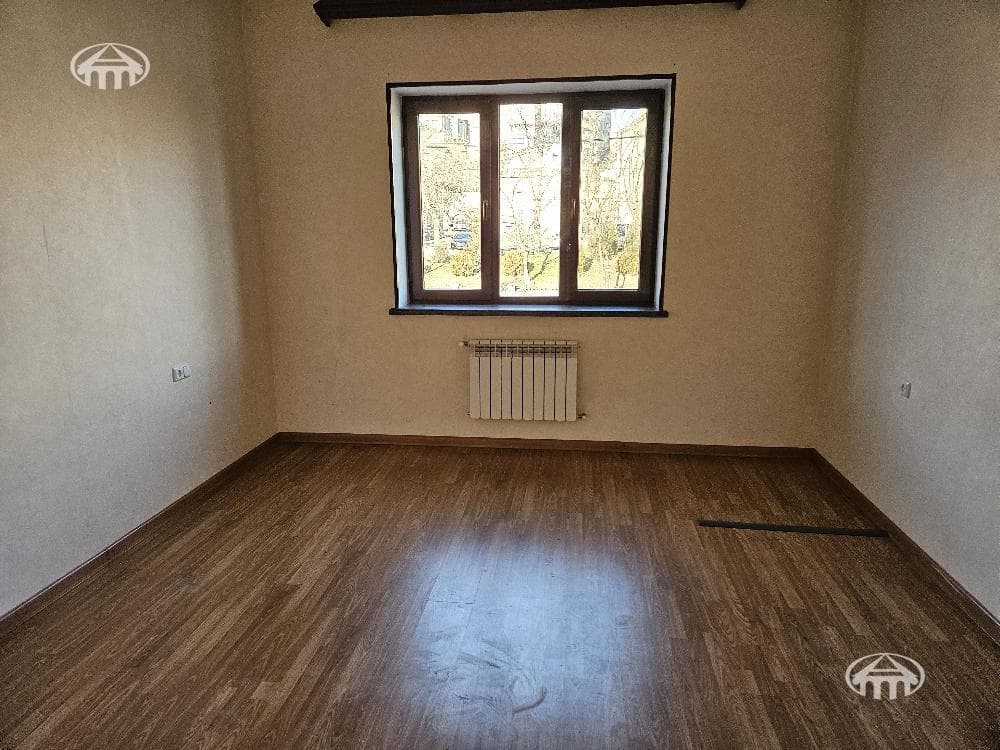 Office · 131 m² · Arabkir