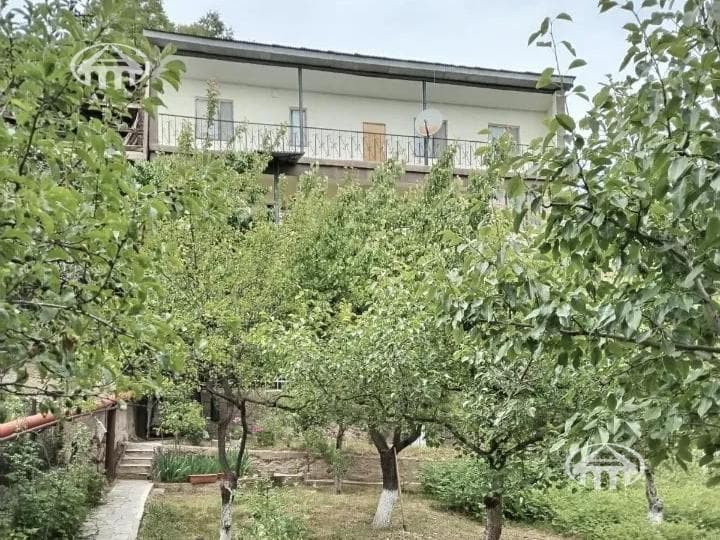 Загородный дом · 301 м² · Арзакан