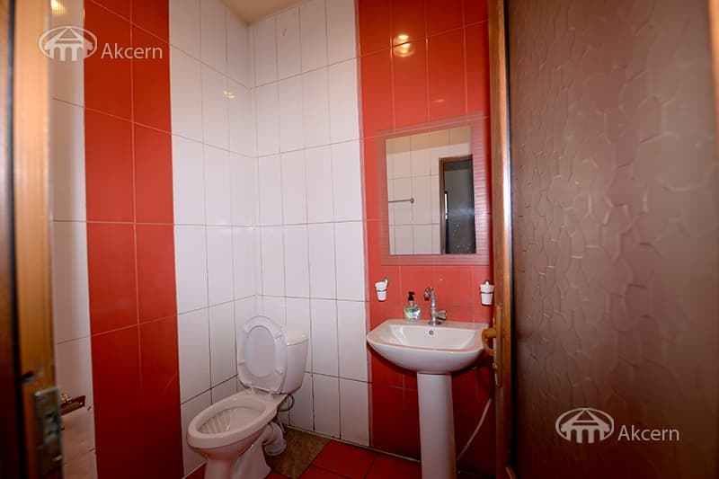 Retail · 122 m² · Malatia-Sebastia
