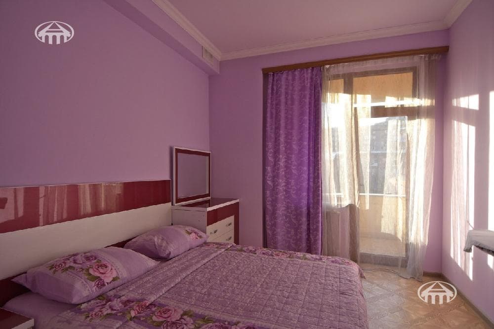 Apartment · 2 rooms · 53 m² · Kentron