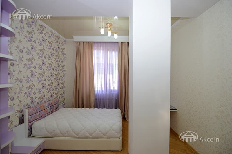 Квартира · 4 комн. · 133 м² · Арабкир