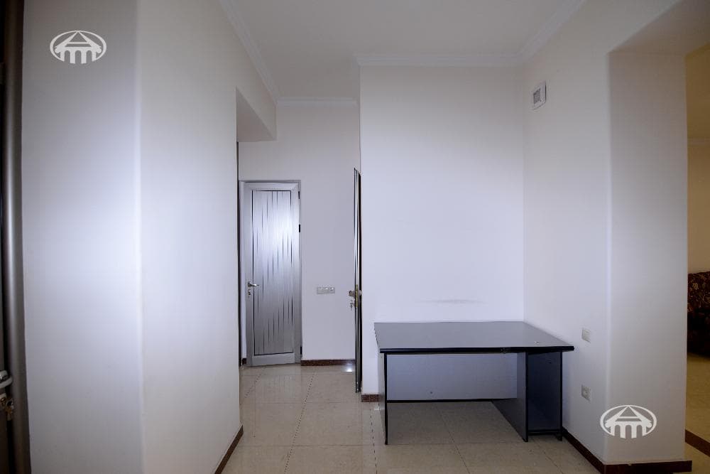 Retail · 79 m² · Arabkir