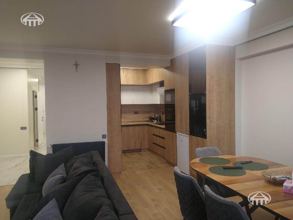 Квартира · 3 комн. · 113 м² · Арабкир