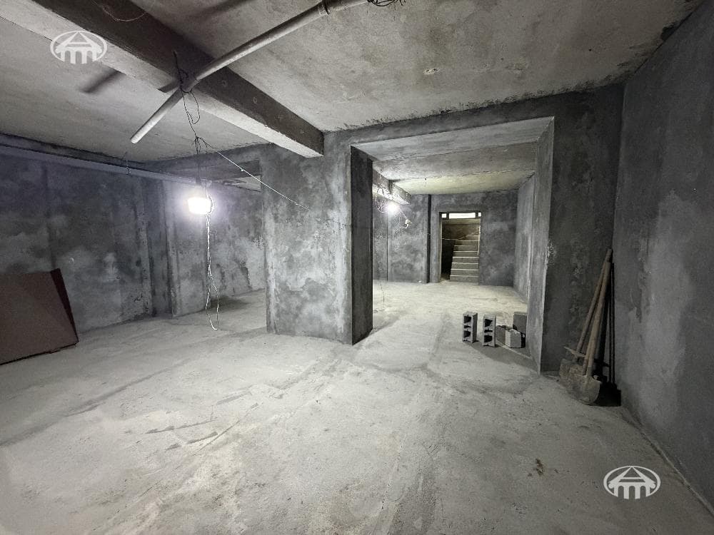 Retail · 180 m² · Shengavit