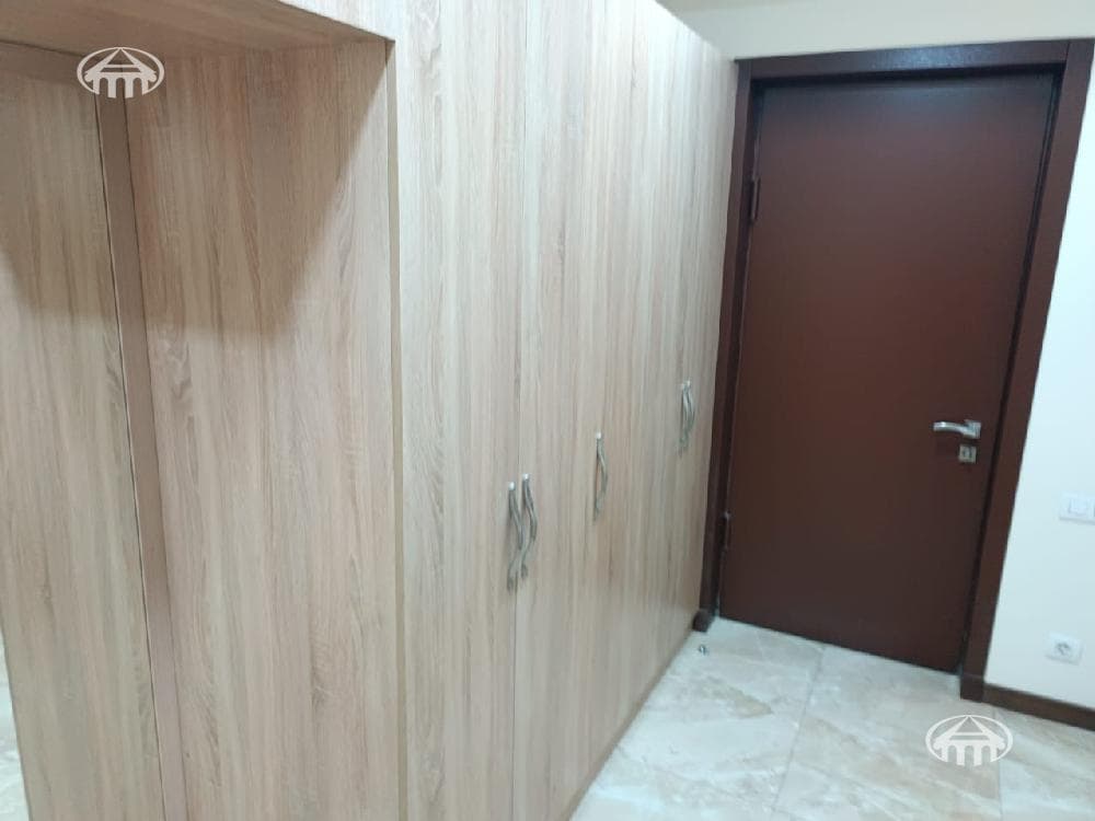 Квартира · 3 комн. · 120 м² · Кентрон