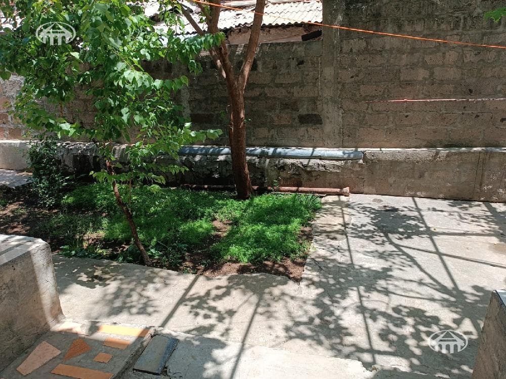 Дом · 4 комн. · 105 м² · Арабкир