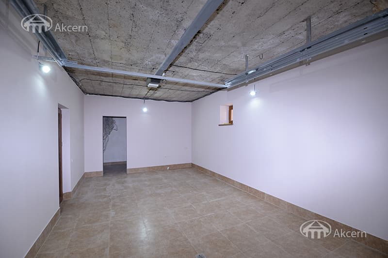 Բնակարան · 3 սեն. · 130 մ² · Ջրվեժ