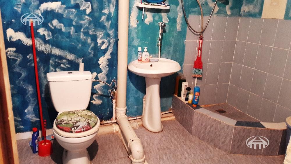 Квартира · 4 комн. · 93 м² · Давташен
