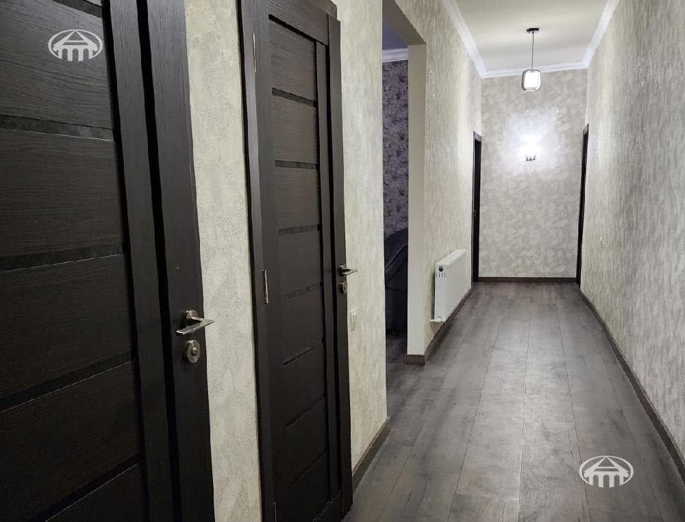 Բնակարան · 3 սեն. · 106 մ² · Կենտրոն