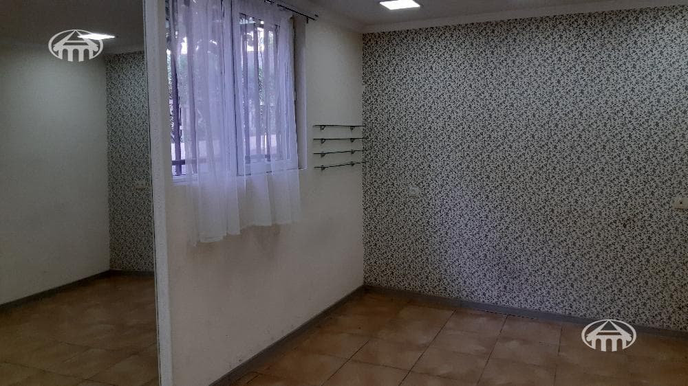 Office · 28 m² · Kentron
