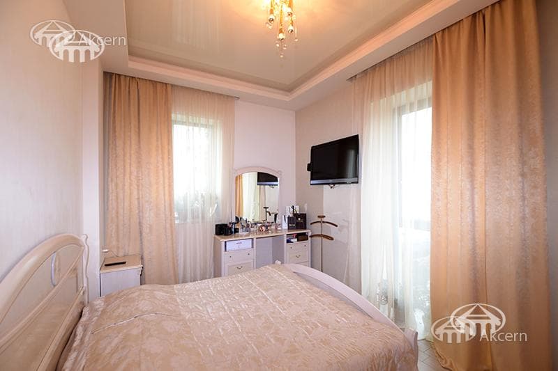 Apartment · 3 rooms · 112 m² · Kentron