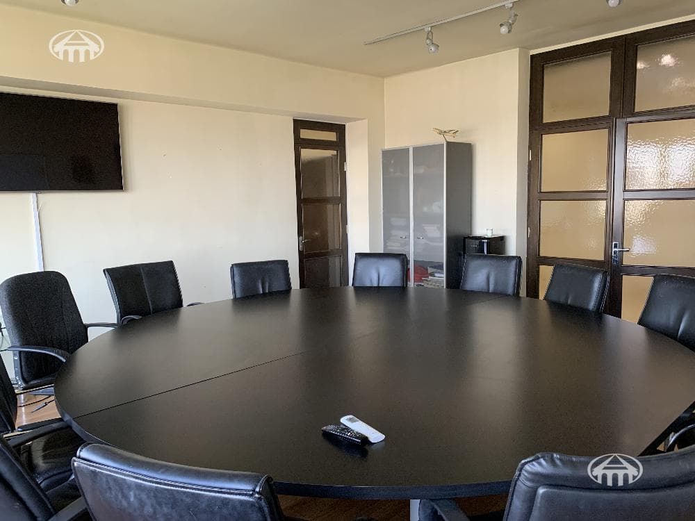 Office · 520 m² · Arabkir