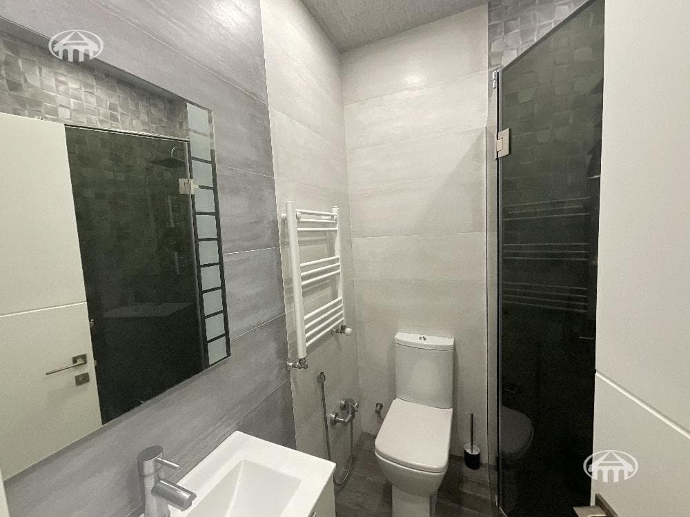Квартира · 3 комн. · 70 м² · Арабкир