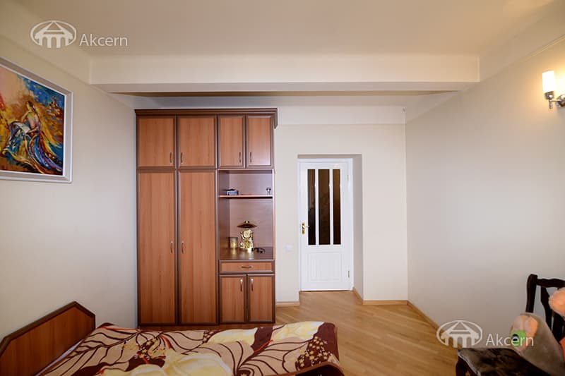 Квартира · 5 комн. · 187 м² · Канакер-Зейтун