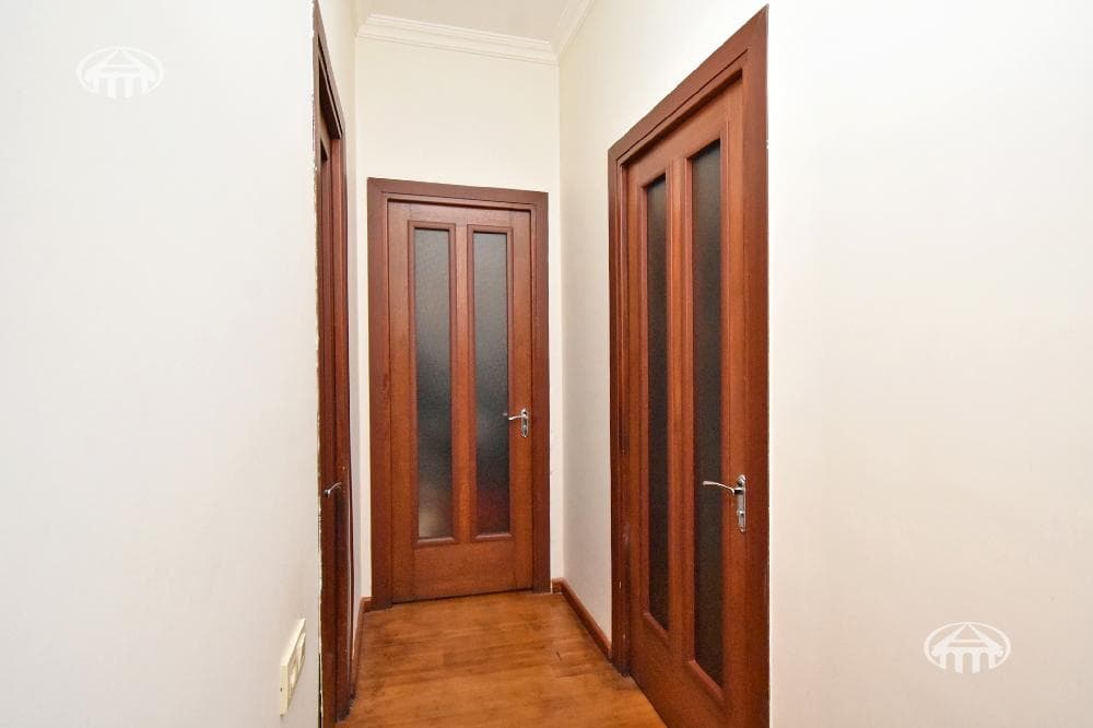 Apartment · 4 rooms · 127 m² · Kentron