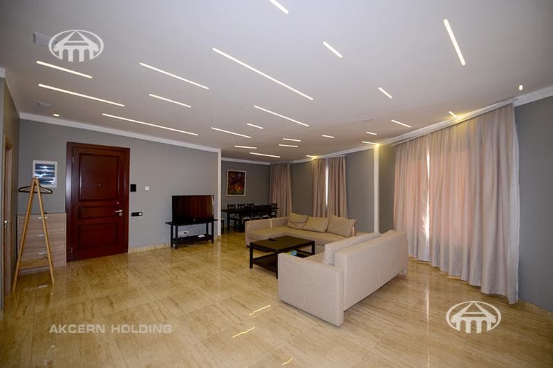 Квартира · 4 комн. · 150 м² · Кентрон