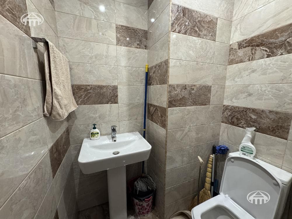 Квартира · 4 комн. · 91 м² · Кентрон