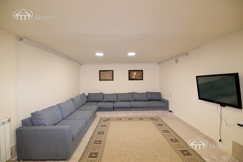 House · 5 rooms · 259 m² · Arabkir — photo 5 / 46