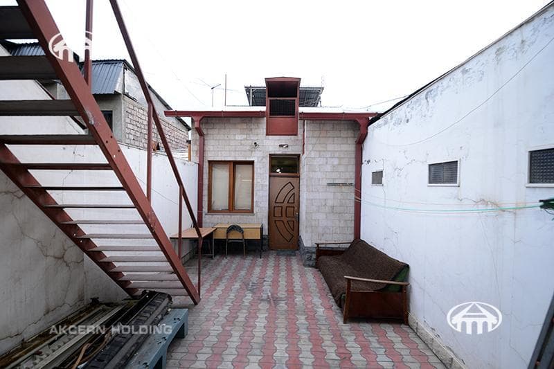 Խանութ · 100 մ² · Շենգավիթ