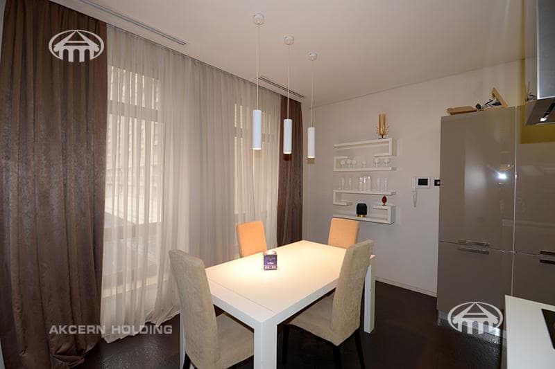Apartment · 4 rooms · 169 m² · Kentron
