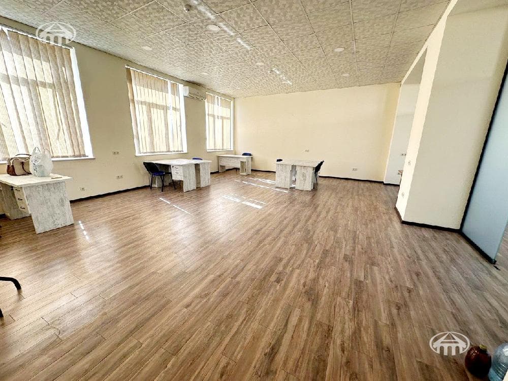Офис · 100 м² · Ереван