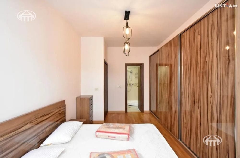 Квартира · 3 комн. · 89 м² · Кентрон