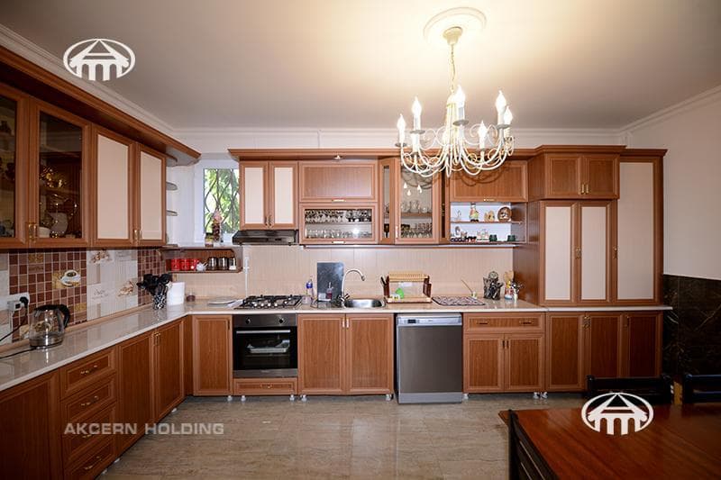 Особняк · 5 комн. · 240 м² · Давташен