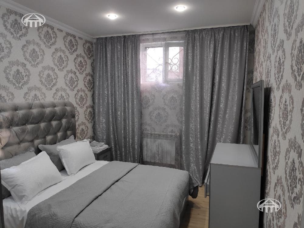 Hotel · 745 m² · Erebuni