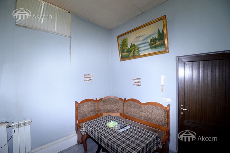 Hotel · 218 m² · Arabkir