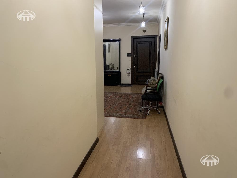 Apartment · 3 rooms · 118 m² · Arabkir