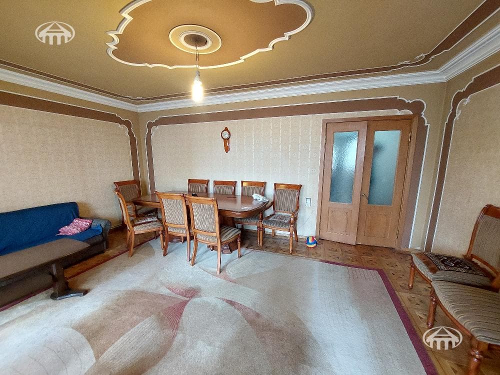 Квартира · 3 комн. · 96 м² · Давташен