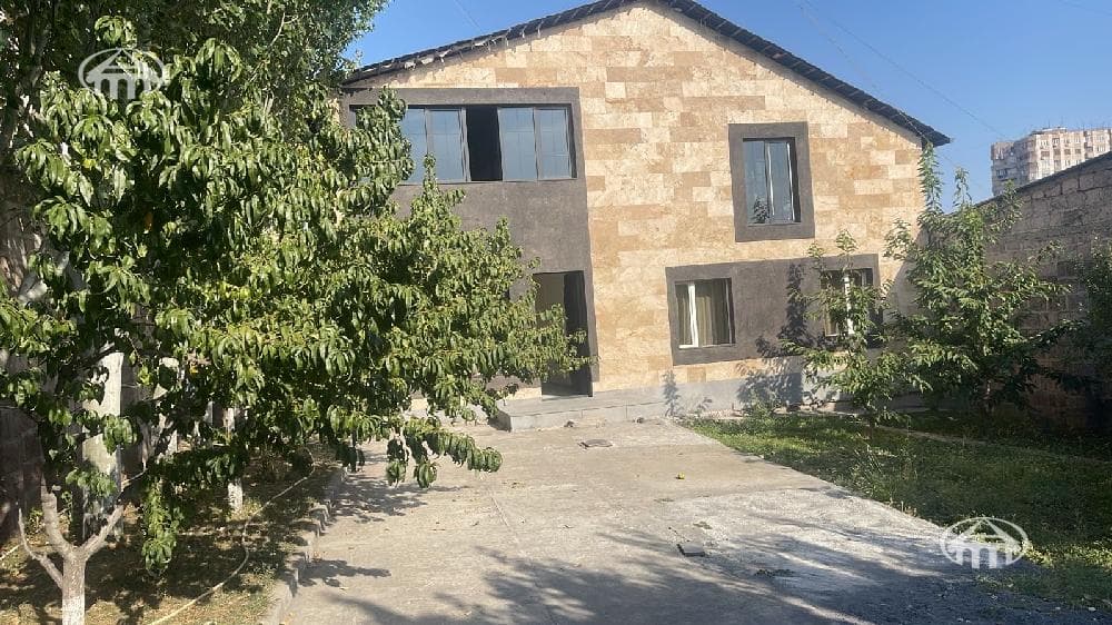 Office · 375 m² · Ajapnyak