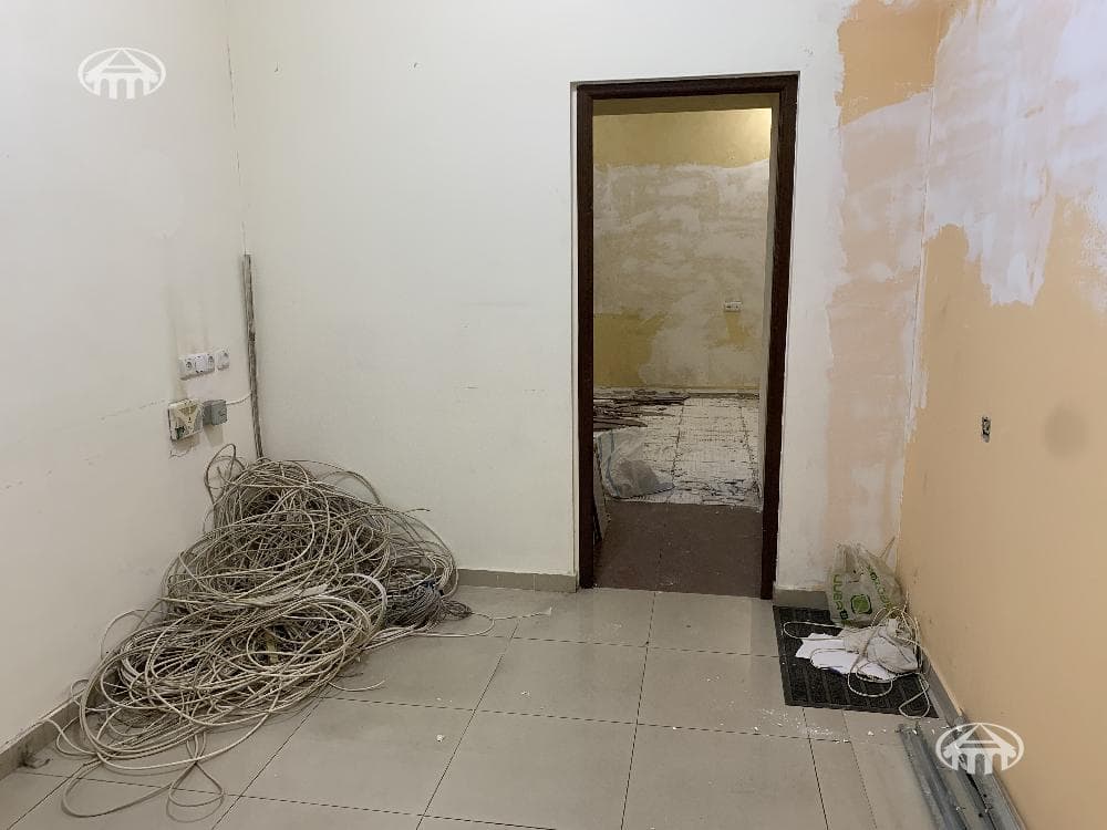 Retail · 202 m² · Kentron