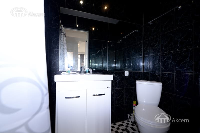 Apartment · 2 rooms · 68 m² · Kentron