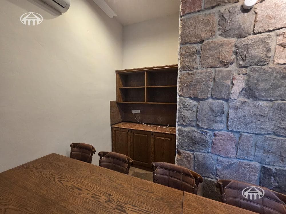Офис · 127 м² · Кентрон