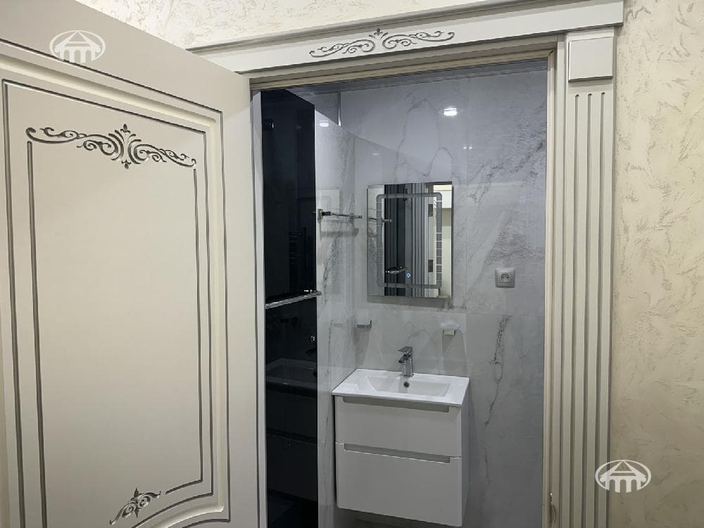 Apartment · 2 rooms · 53 m² · Kentron