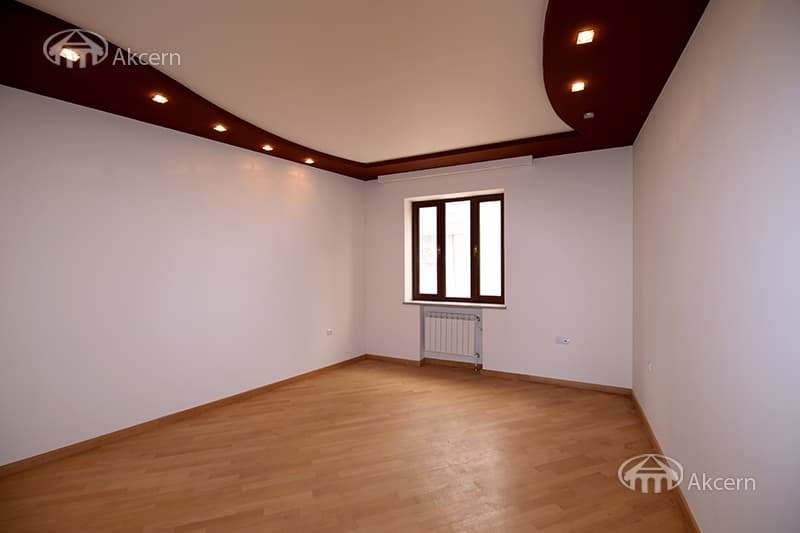 Офис · 347 м² · Кентрон