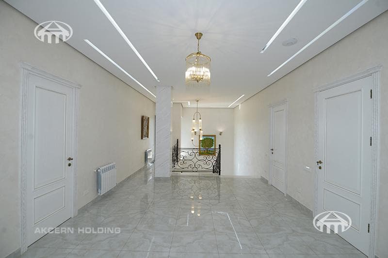 House · 6 rooms · 567 m² · Ajapnyak