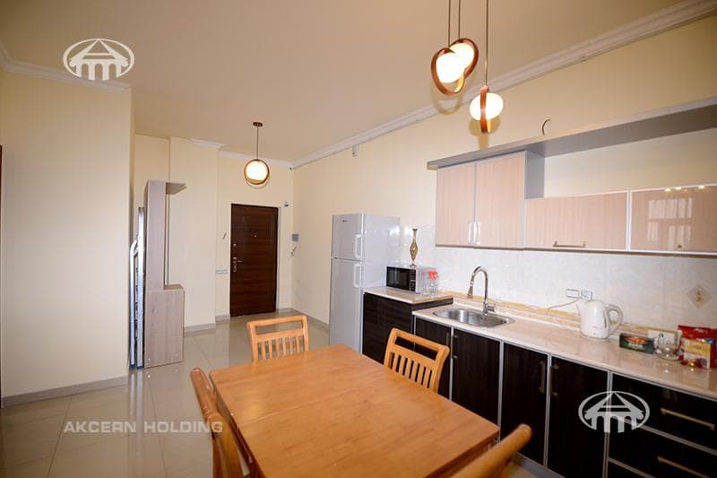 Apartment · 3 rooms · 86 m² · Kentron — photo 4 / 11