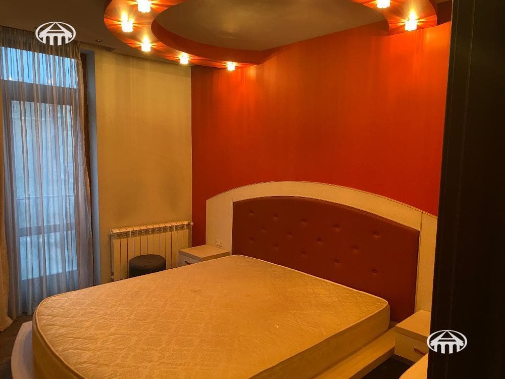 Квартира · 4 комн. · 162 м² · Арабкир