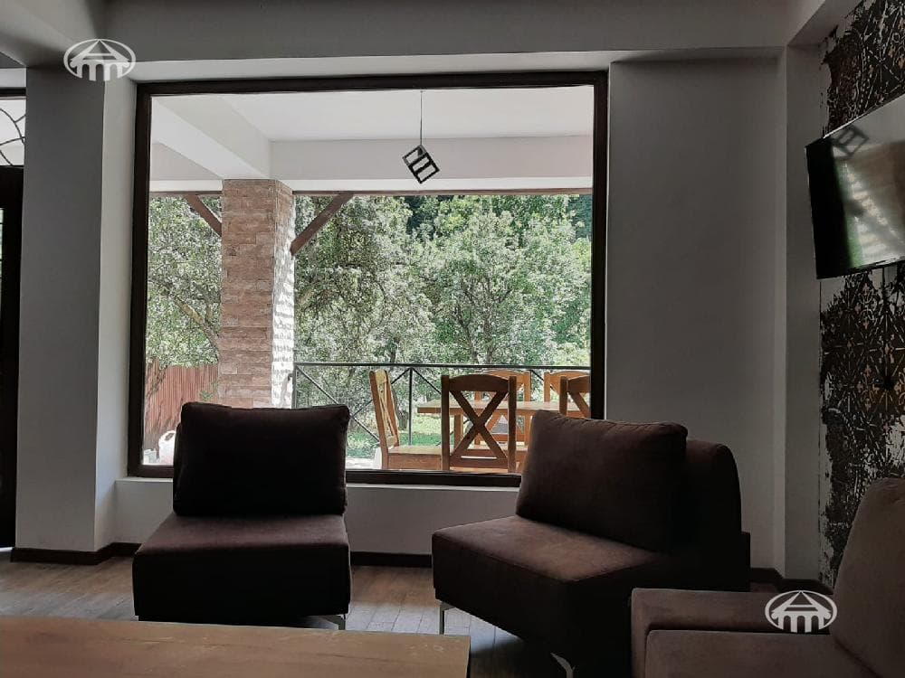 Mansion · 5 rooms · 200 m² · Dilijan