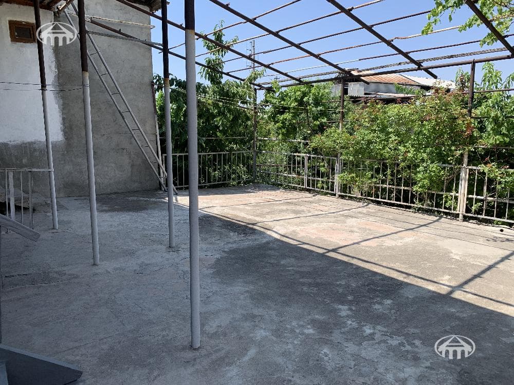Дом · 9 комн. · 450 м² · Малатия-Себастия