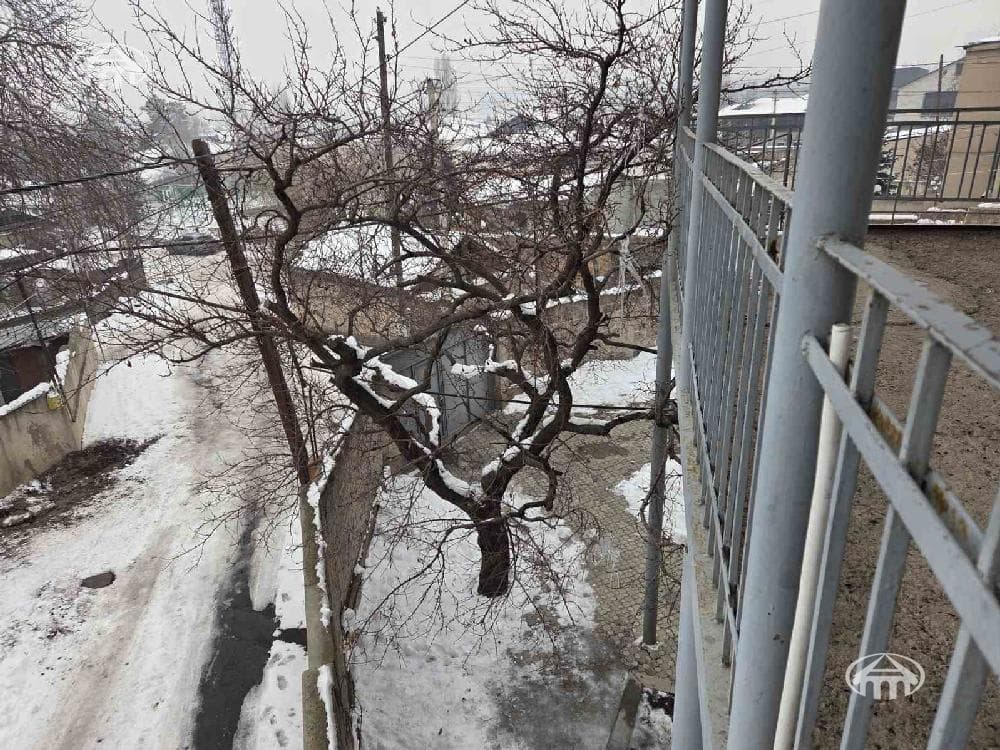 Առանձնատուն · 6 սեն. · 220 մ² · Առինջ