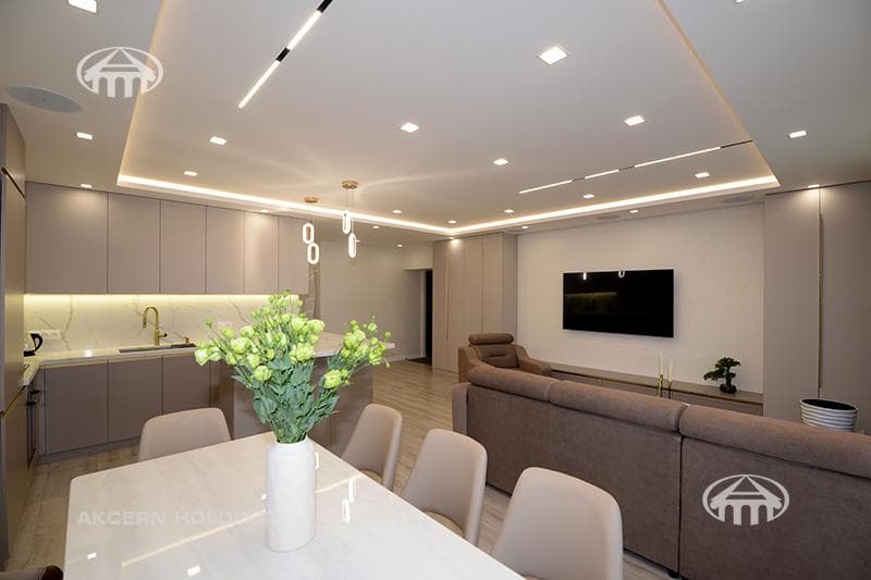 Apartment · 3 rooms · 91 m² · Kentron