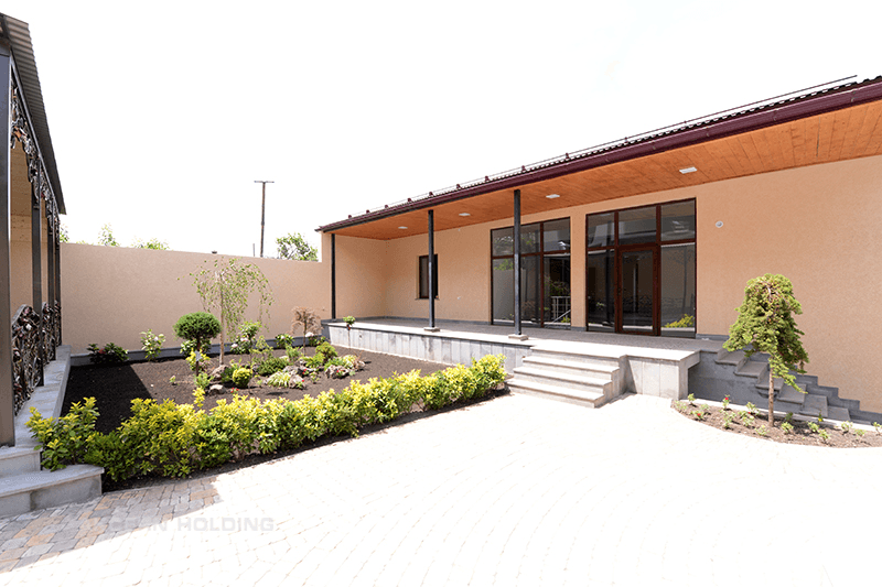 Mansion · 4 rooms · 300 m² · Nork-Marash