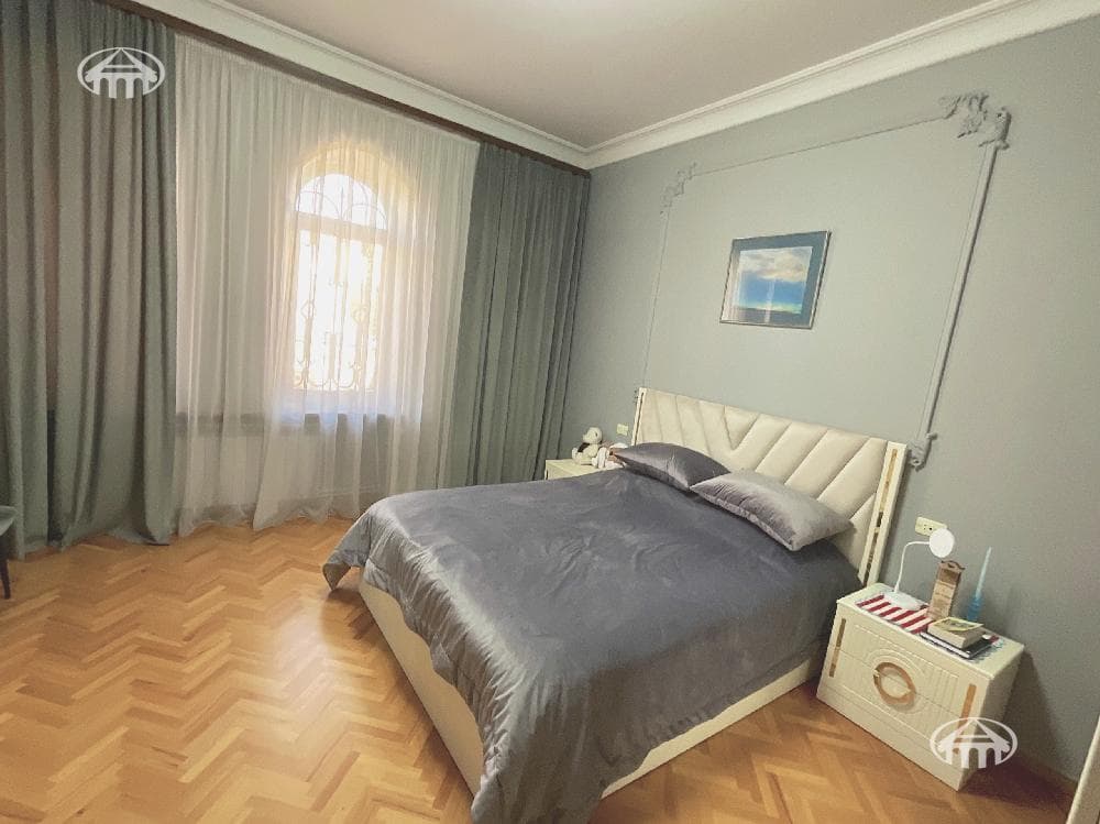 Mansion · 9 rooms · 680 m² · Arabkir — photo 14 / 47